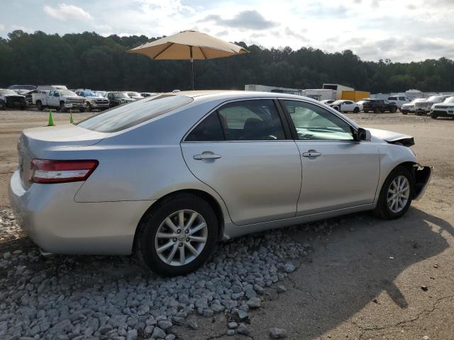 4T1BK3EKXBU627293 - 2011 TOYOTA CAMRY SE SILVER photo 3