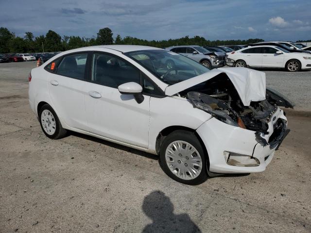 3FADP4AJXGM137701 - 2016 FORD FIESTA S WHITE photo 4