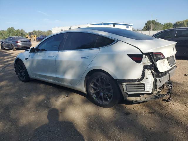 5YJ3E1EB6LF626513 - 2020 TESLA MODEL 3 Weiß Foto 2