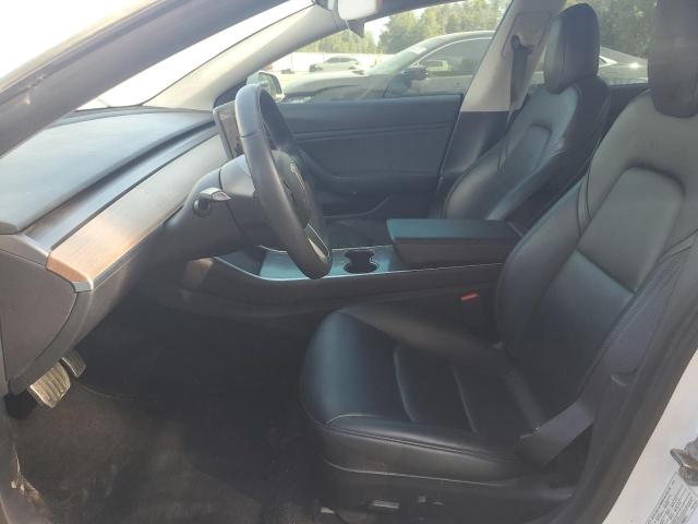 5YJ3E1EB6LF626513 - 2020 TESLA MODEL 3 Weiß Foto 7