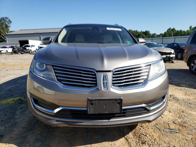 2LMTJ8LR2GBL71253 - 2016 LINCOLN MKX RESERVE ნაცრისფერი ფოტო 5