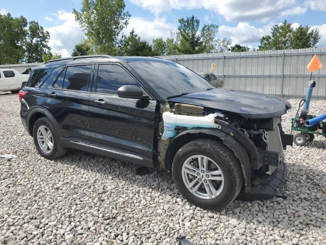 1FMSK8DH5NGB54666 - 2022 FORD EXPLORER XLT BLACK photo 4