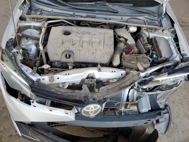 2T1BURHEXJC985450 - 2018 TOYOTA COROLLA L SILVER photo 11
