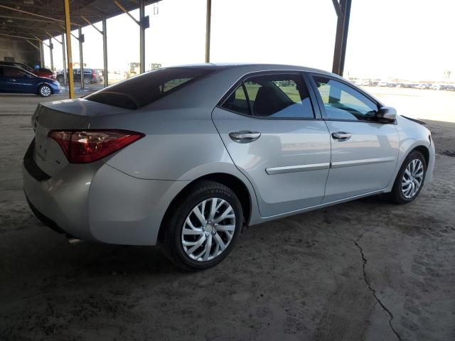 2T1BURHEXJC985450 - 2018 TOYOTA COROLLA L SILVER photo 3