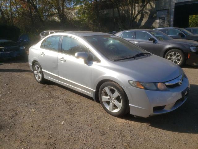 2HGFA16649H024319 - 2009 HONDA CIVIC LX-S 银色 照片 4