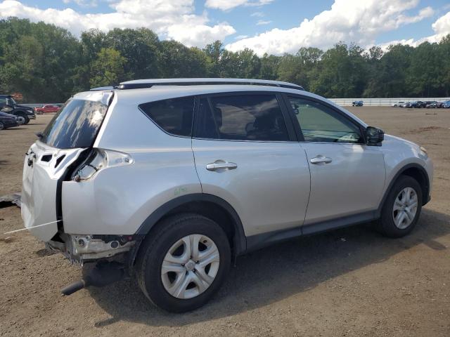 JTMBFREV3FJ042309 - 2015 TOYOTA RAV4 LE ვერცხლისფერი ფოტო 3