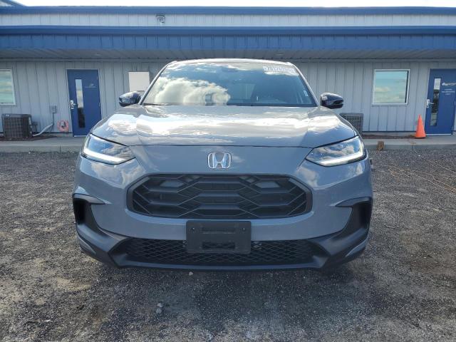 3CZRZ2H57SM723105 - 2025 HONDA HR-V SPORT GRAY photo 5