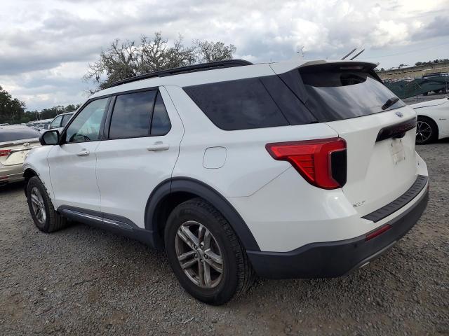 1FMSK7DH2LGB53885 - 2020 FORD EXPLORER XLT WHITE photo 2