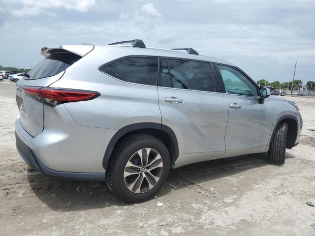 5TDGZRAH1LS501784 - 2020 TOYOTA HIGHLANDER XLE Արծաթագույն լուսանկար 3