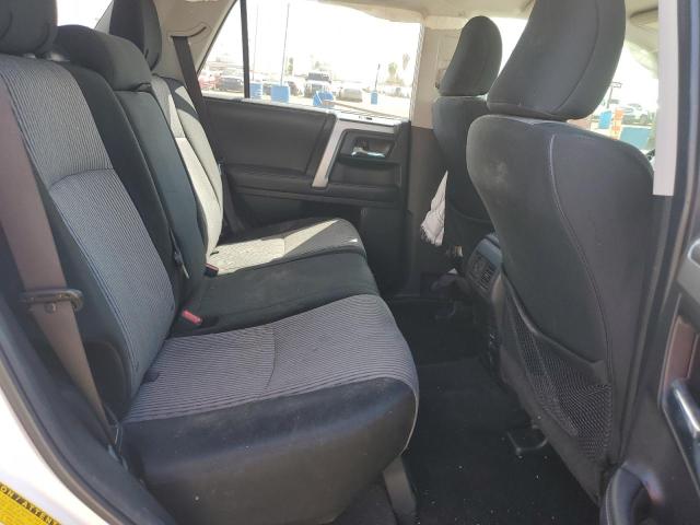 JTEBU5JR7J5599762 - 2018 TOYOTA 4RUNNER SR5/SR5 PREMIUM თეთრი ფოტო 10