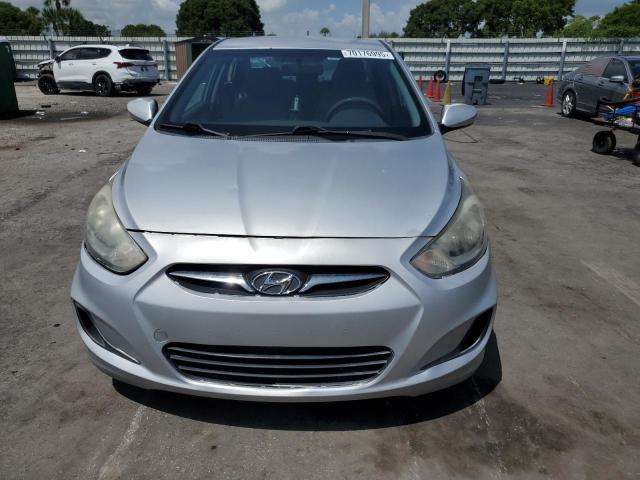 KMHCT4AE2DU407186 - 2013 HYUNDAI ACCENT GLS SILVER photo 5