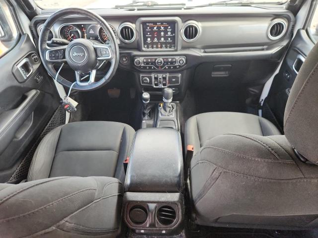 1C4HJXEG2JW172785 - 2018 JEEP WRANGLER U SAHARA Белый фото 8