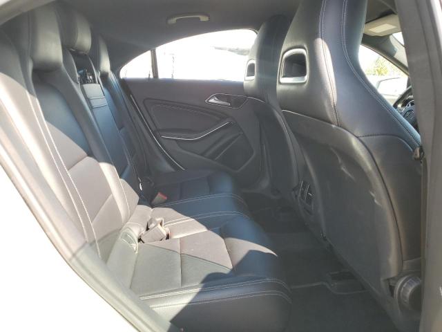 WDDSJ4GB7HN465173 - 2017 MERCEDES-BENZ CLA 250 4MATIC WHITE photo 10