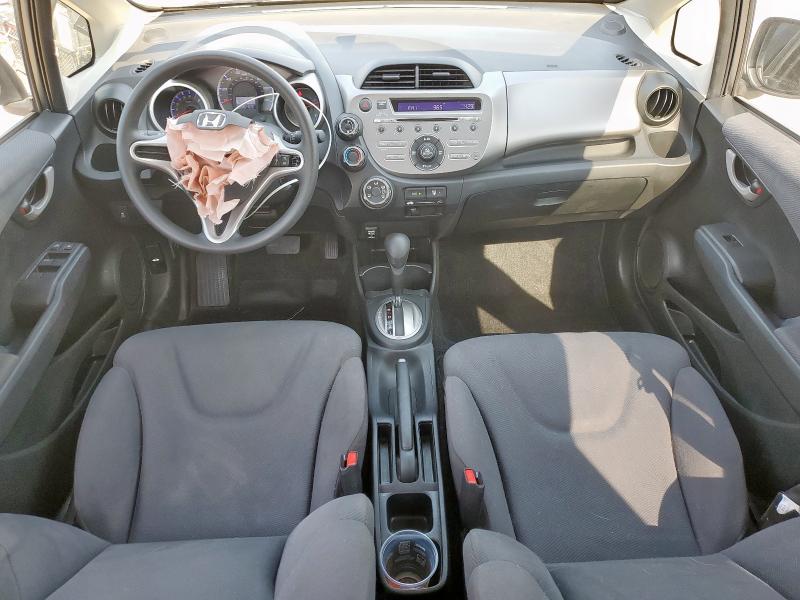 JHMGE8H35DC083053 - 2013 HONDA FIT GRAY photo 8