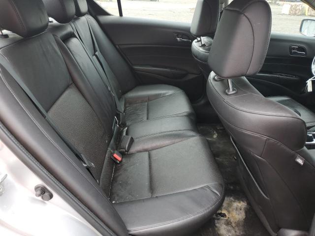19VDE1F76DE006291 - 2013 ACURA ILX 20 TECH SILVER photo 10