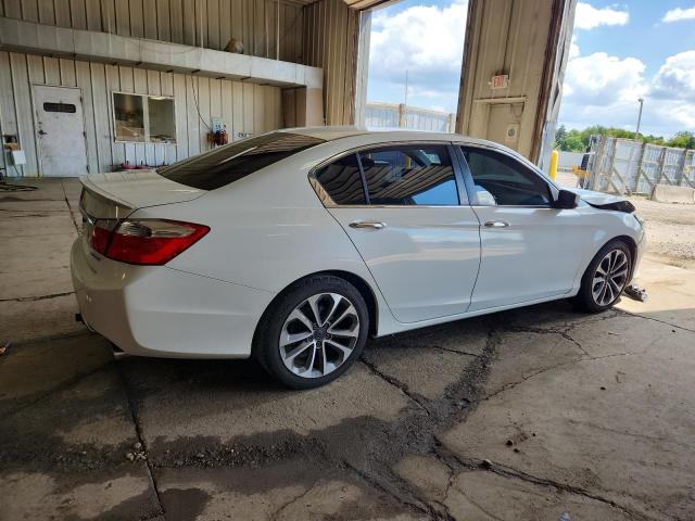 1HGCR2F58FA200534 - 2015 HONDA ACCORD SPORT 白色 照片 3