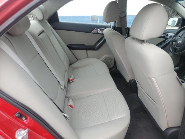 KNAFU4A24D5729808 - 2013 KIA FORTE EX RED photo 10