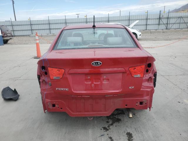 KNAFU4A24D5729808 - 2013 KIA FORTE EX RED photo 6