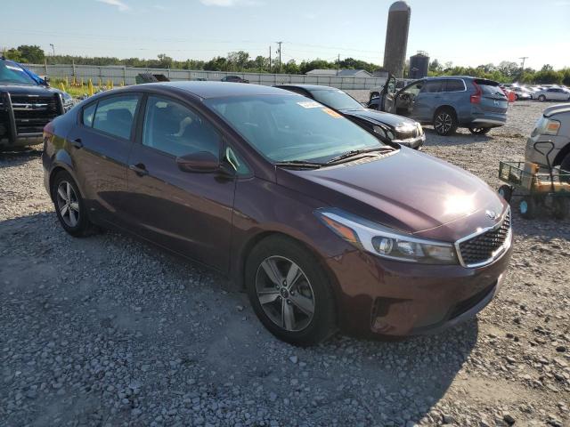 3KPFL4A78JE170846 - 2018 KIA FORTE LX Темно-червоний фото 4