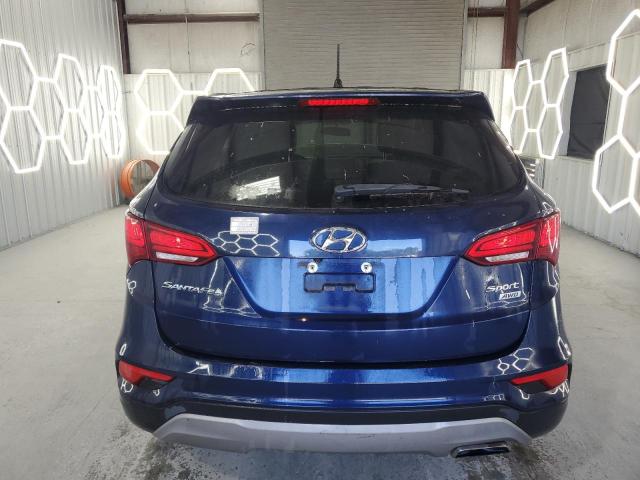5XYZTDLB0JG533755 - 2018 HYUNDAI SANTA FE S أزرق صورة 6