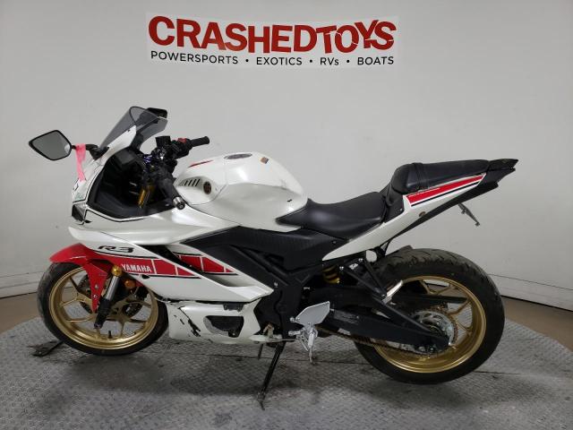 MH3RH18Y2NK008923 - 2022 YAMAHA YZFR3 A WHITE photo 3