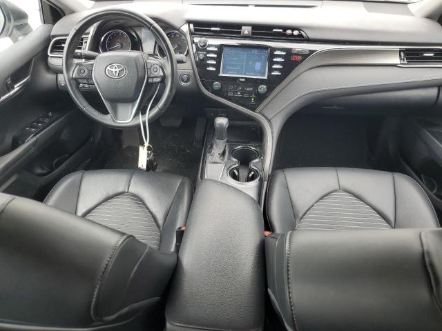 4T1M11AK5LU978572 - 2020 TOYOTA CAMRY SE თეთრი ფოტო 8