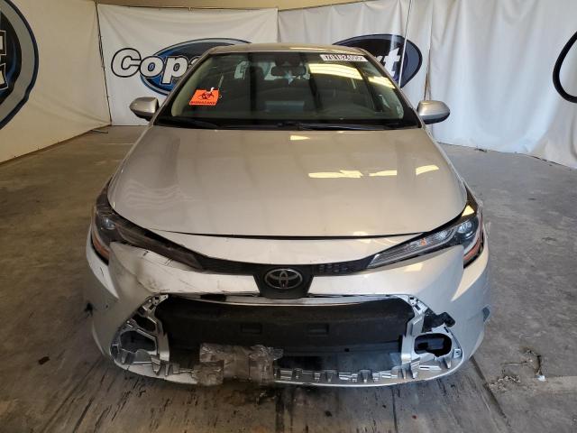 JTDEPMAE9NJ222041 - 2022 TOYOTA COROLLA LE Srebrny zdjęcie 5
