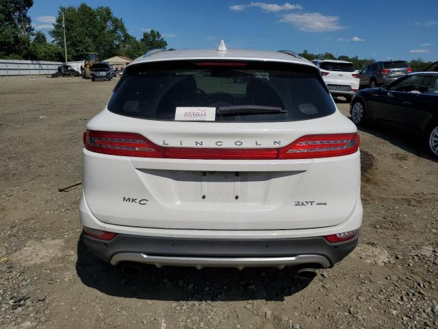 5LMCJ2D91HUL16972 - 2017 LINCOLN MKC SELECT თეთრი ფოტო 6