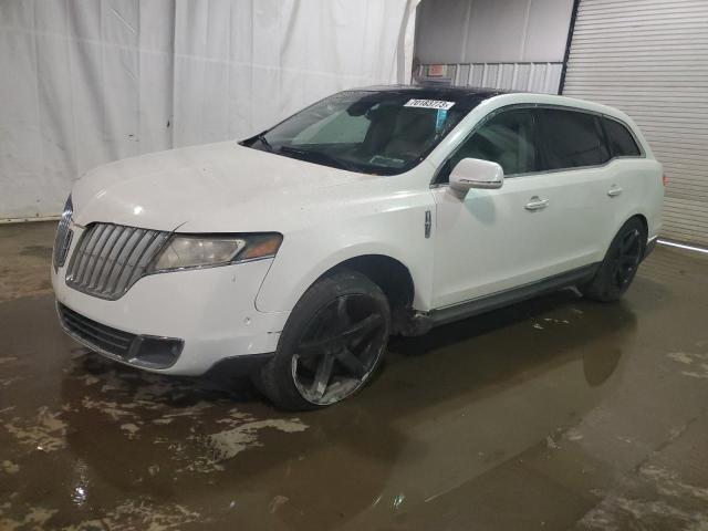 2LMHJ5AT3ABJ20851 - 2010 LINCOLN MKT WHITE photo 1