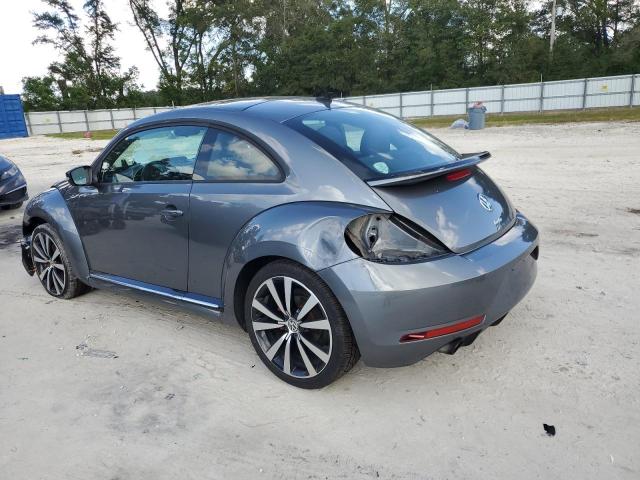 3VWVT7AT3EM631129 - 2014 VOLKSWAGEN BEETLE TURBO GRAY photo 2