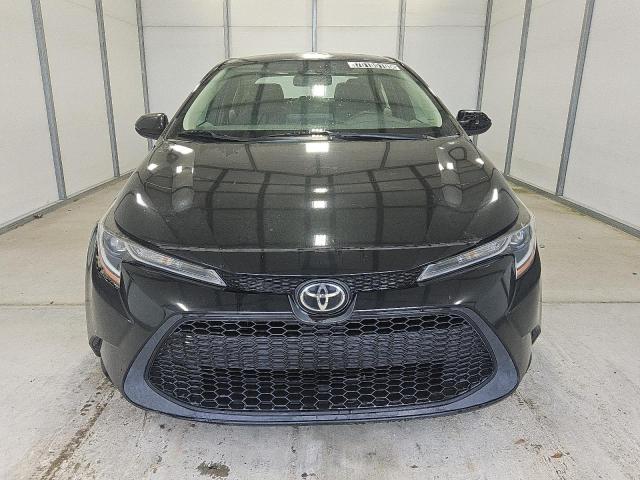 5YFEPMAE6MP172595 - 2021 TOYOTA COROLLA LE Negro foto 5