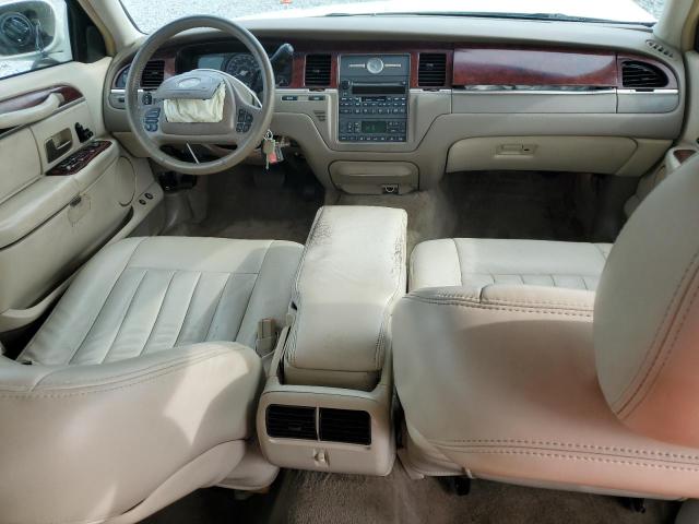 1LNHM81W93Y686887 - 2003 LINCOLN TOWN CAR EXECUTIVE Kremowy zdjęcie 8