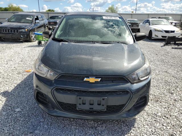 KL8CB6SA4HC792608 - 2017 CHEVROLET SPARK LS ნაცრისფერი ფოტო 5