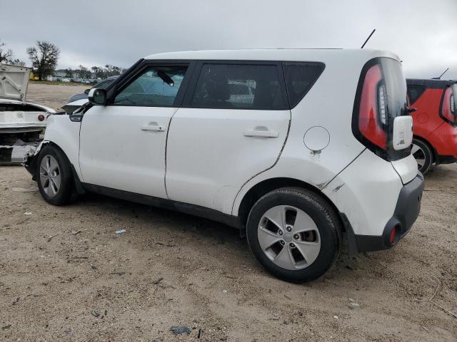 KNDJN2A25F7181405 - 2015 KIA SOUL WHITE photo 2