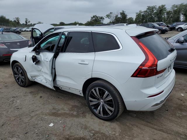 YV4BR0DL0N1977575 - 2022 VOLVO XC60 T8 RECHARGE INSCRIPTION WHITE photo 2