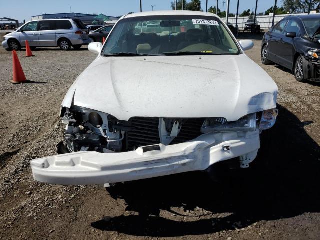 1YVGF22C025303666 - 2002 MAZDA 626 LX WHITE photo 5