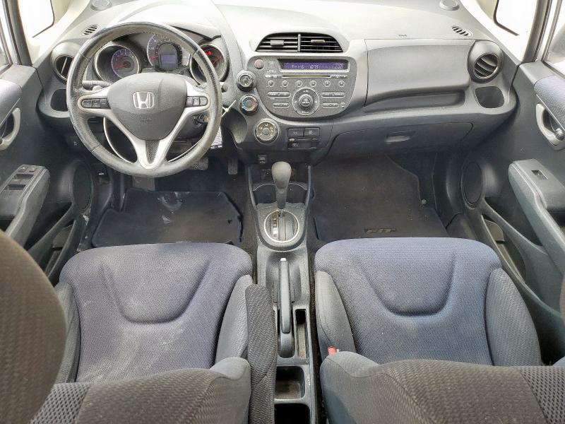 JHMGE8H57DC051514 - 2013 HONDA FIT SPORT SILVER photo 8