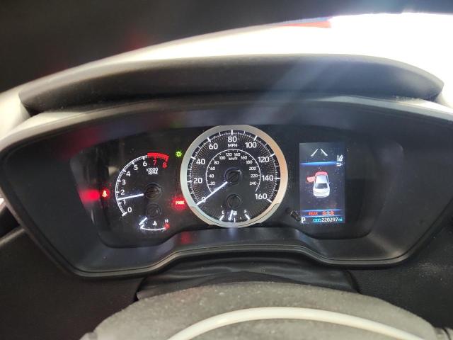 5YFEPMAE5MP263308 - 2021 TOYOTA COROLLA LE შავი ფოტო 9