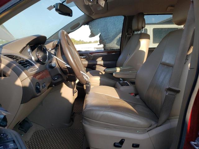 2A4RR8DG6BR656290 - 2011 CHRYSLER TOWN & COU TOURING L RED photo 7