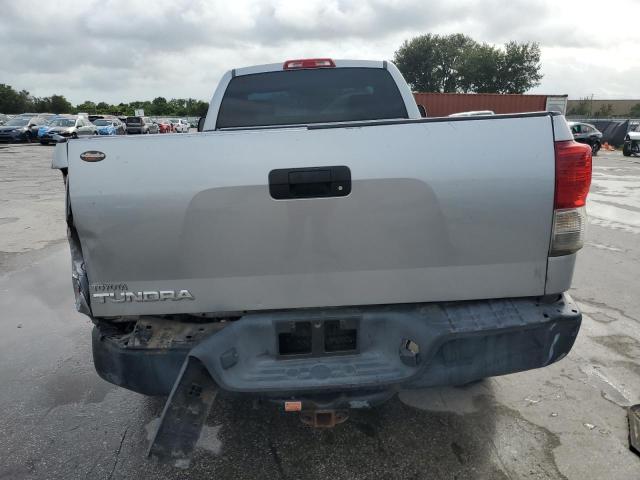 5TFLU5F13BX024799 - 2011 TOYOTA TUNDRA SILVER photo 6