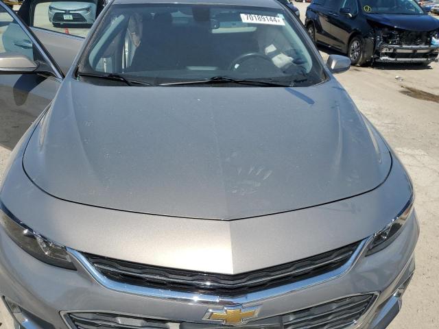 1G1ZE5SX1JF114290 - 2018 CHEVROLET MALIBU PREMIER TAN photo 11