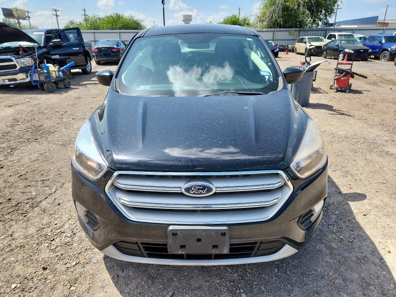 1FMCU9GD4KUA22332 - 2019 FORD ESCAPE SE შავი ფოტო 5