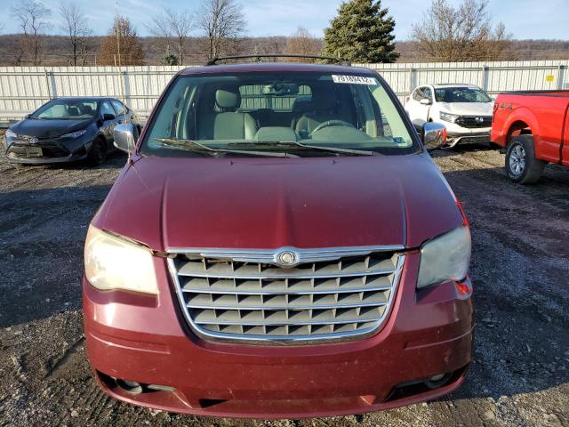 2A8HR54P58R827922 - 2008 CHRYSLER TOWN & COU TOURING MAROON photo 5