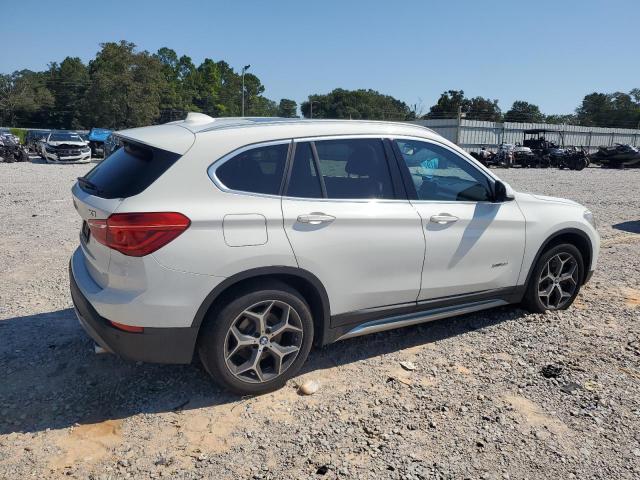 WBXHT3C38H5F75016 - 2017 BMW X1 XDRIVE28I WHITE photo 3
