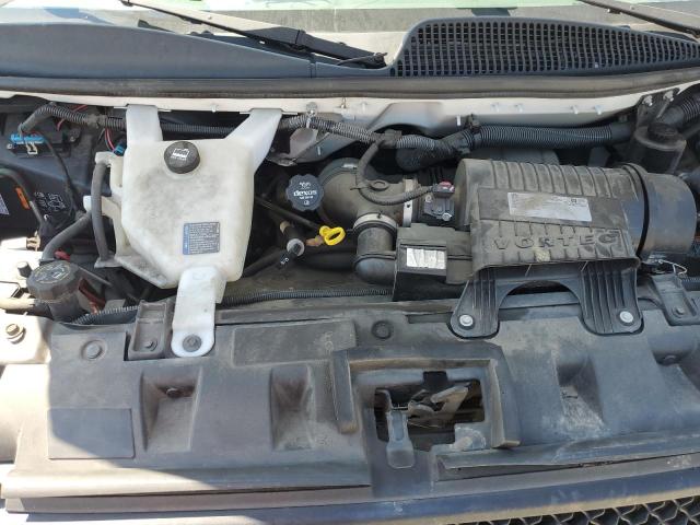 1GCWGAFG0K1370832 - 2019 CHEVROLET EXPRESS G2 WHITE photo 12