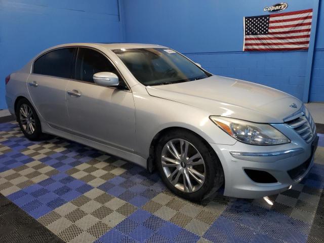 KMHGC4DD9DU249319 - 2013 HYUNDAI GENESIS 3.8L SILVER photo 4