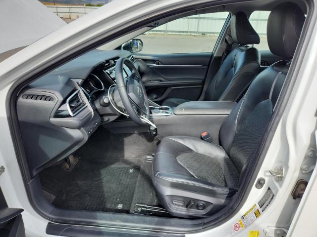 4T1B61HK4JU009566 - 2018 TOYOTA CAMRY XSE 白色 照片 7