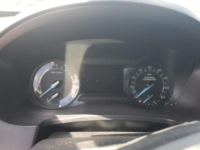 1FM5K8AR7JGA44125 - 2018 FORD EXPLORER POLICE INTERCEPTOR Silber Foto 9