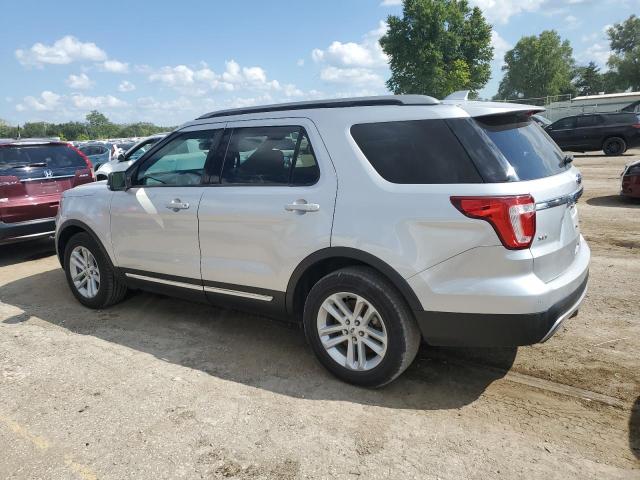 1FM5K7D84HGD54501 - 2017 FORD EXPLORER XLT SILVER photo 2