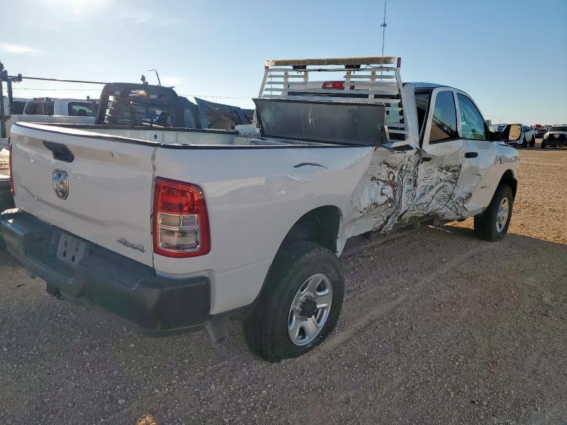 3C6UR5HLXNG251623 - 2022 RAM 2500 TRADESMAN Սպիտակ լուսանկար 3